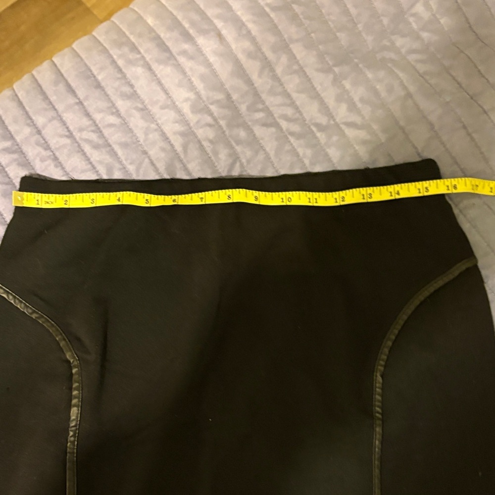 3/$25 🦀Max Studio Black Bodycon Skirt with Faux Leather Trim. Sz. Large - Picture 3 of 6